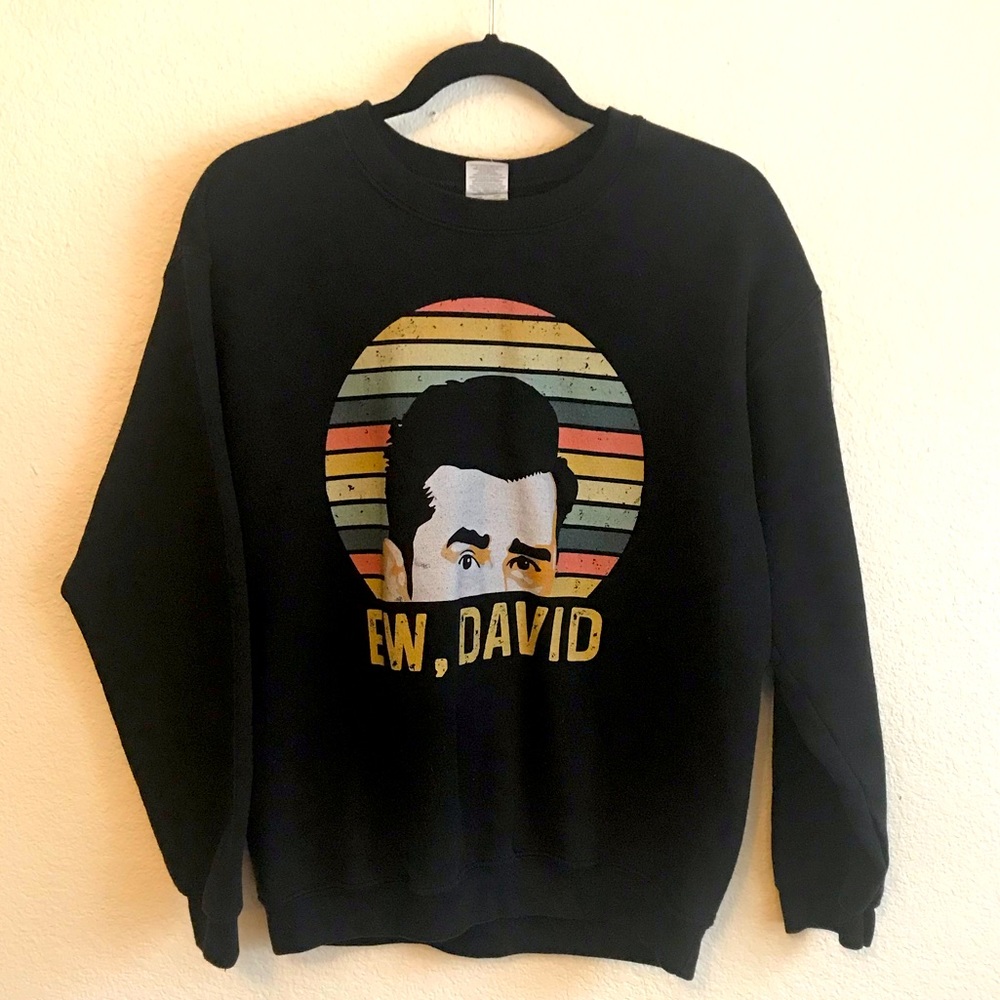Schitt’s Creek “Ew David” Gilden Crew neck size medium